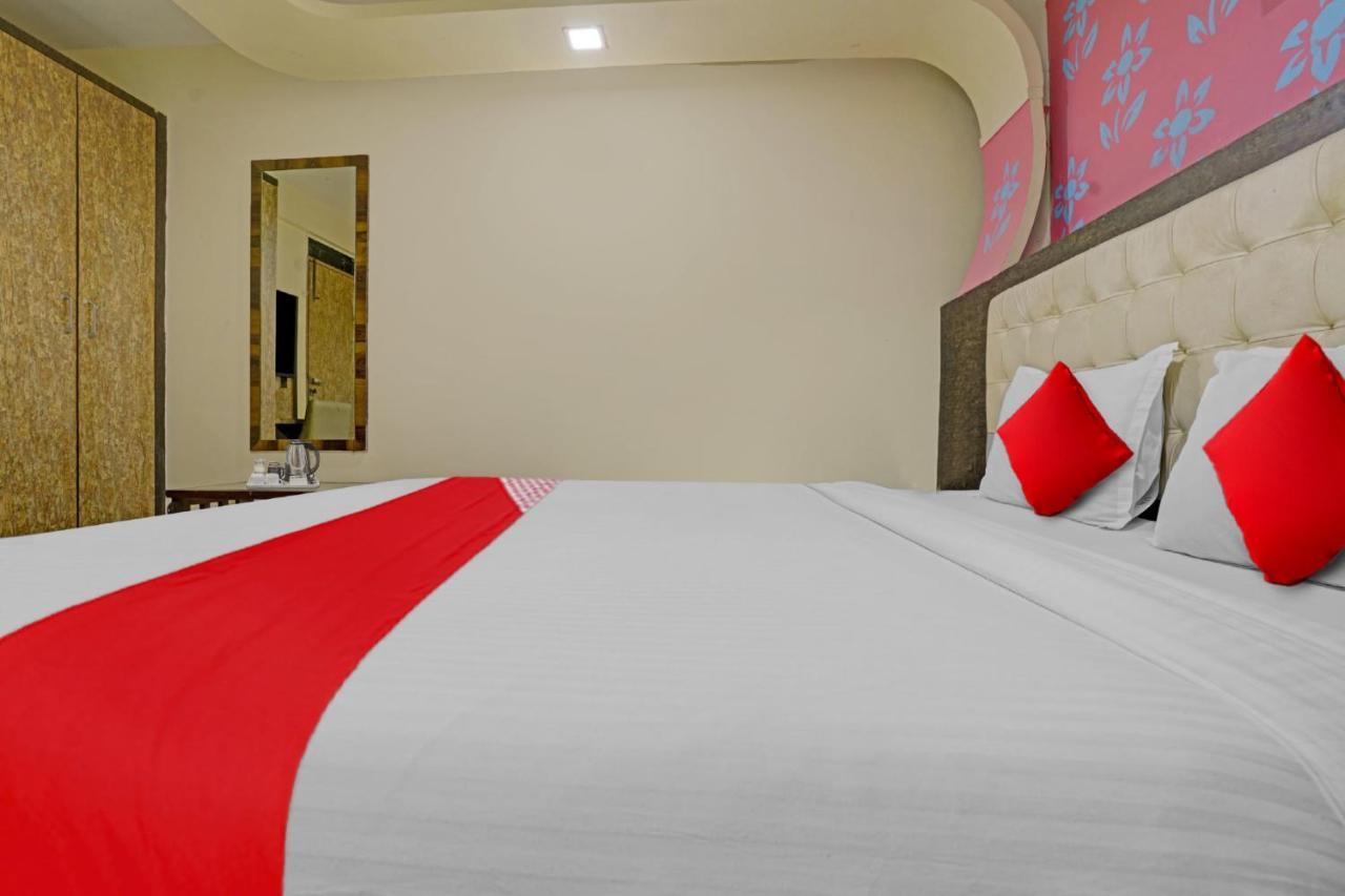 Pop 81030D Hotel Crystal Park Jogeshwari Mumbai Dış mekan fotoğraf