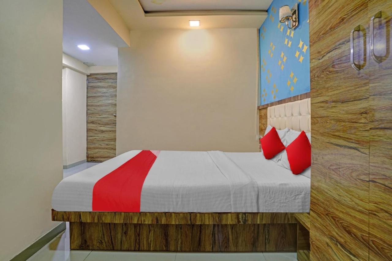 Pop 81030D Hotel Crystal Park Jogeshwari Mumbai Dış mekan fotoğraf